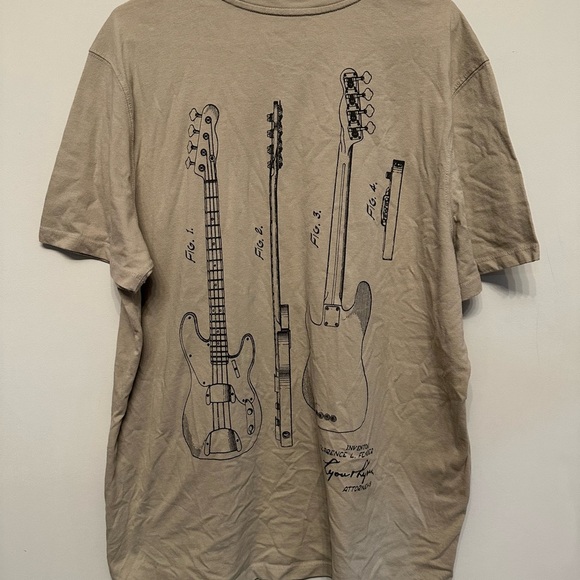 Tan “Fender” Men's T-Shirt w/ Back Graphic XL - Picture 1 of 7